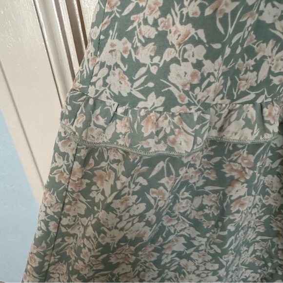 Polagram Dress Floral Green Maxi Smocked Bodice Three Tiered RuffleS Size M - Picture 6 of 15